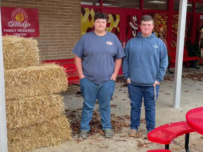 FFA Supports Indian Hills Elementary with Straw Bale Donation FFA Supports Indian Hills Elementary with Straw Bale Donation