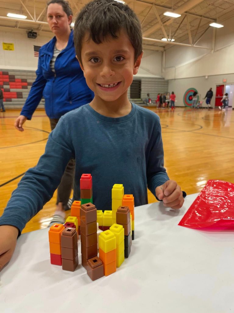 Sinking Fork Elementary Hosts a Spectacular S.T.E.A.M. Night Sinking Fork Elementary Hosts a Spectacular S.T.E.A.M. Night