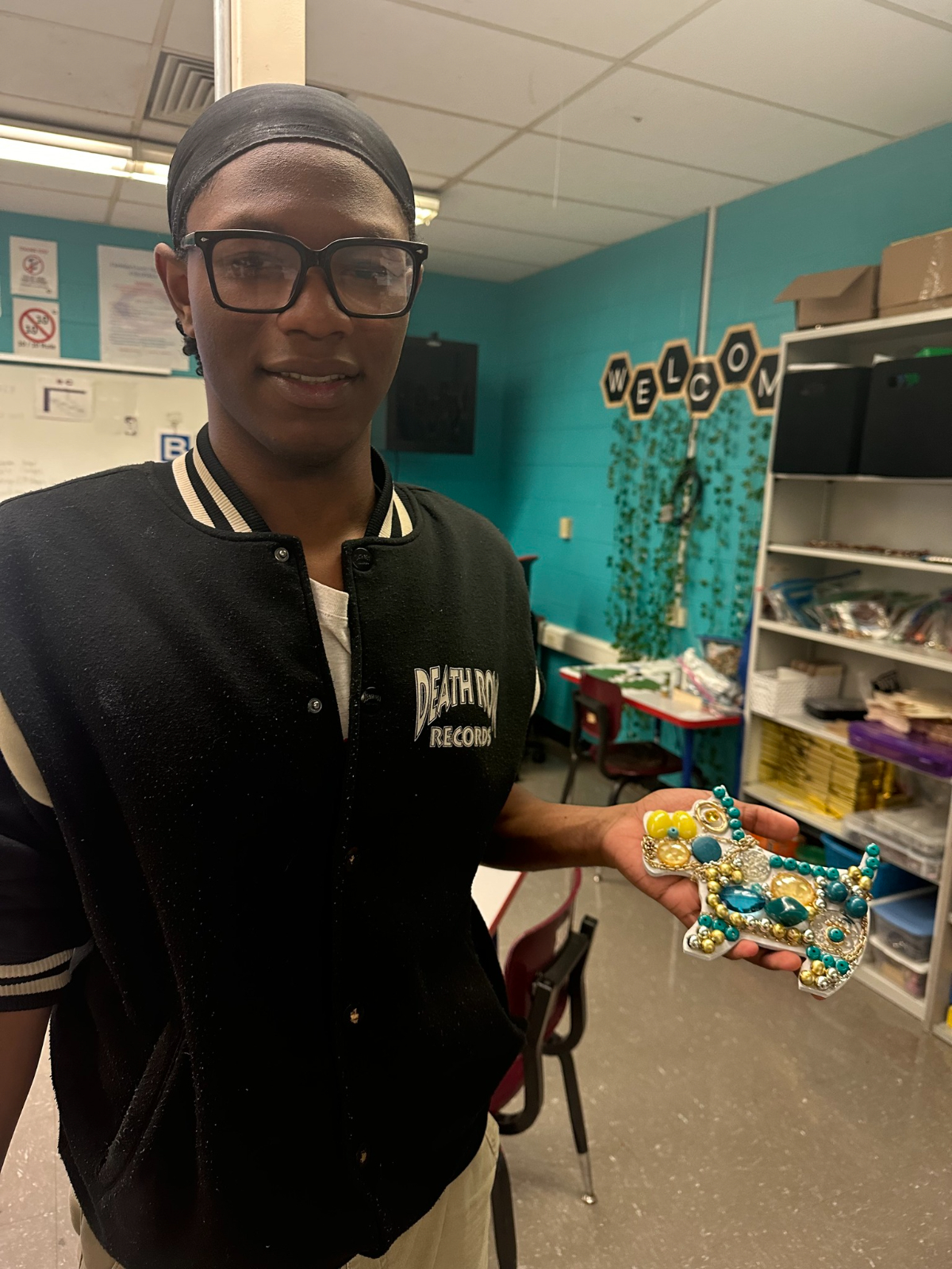 CCHS Student Quincy Poindexter “Bedazzles” in 2025 Kentucky Student Traveling Exhibition CCHS Student Quincy Poindexter “Bedazzles” in 2025 Kentucky Student Traveling Exhibition