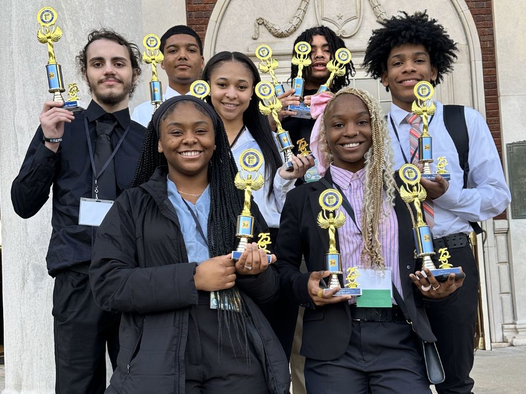 HHS FBLA Excels at Regional Competition, Bringing Home Multiple Awards HHS FBLA Excels at Regional Competition, Bringing Home Multiple Awards
